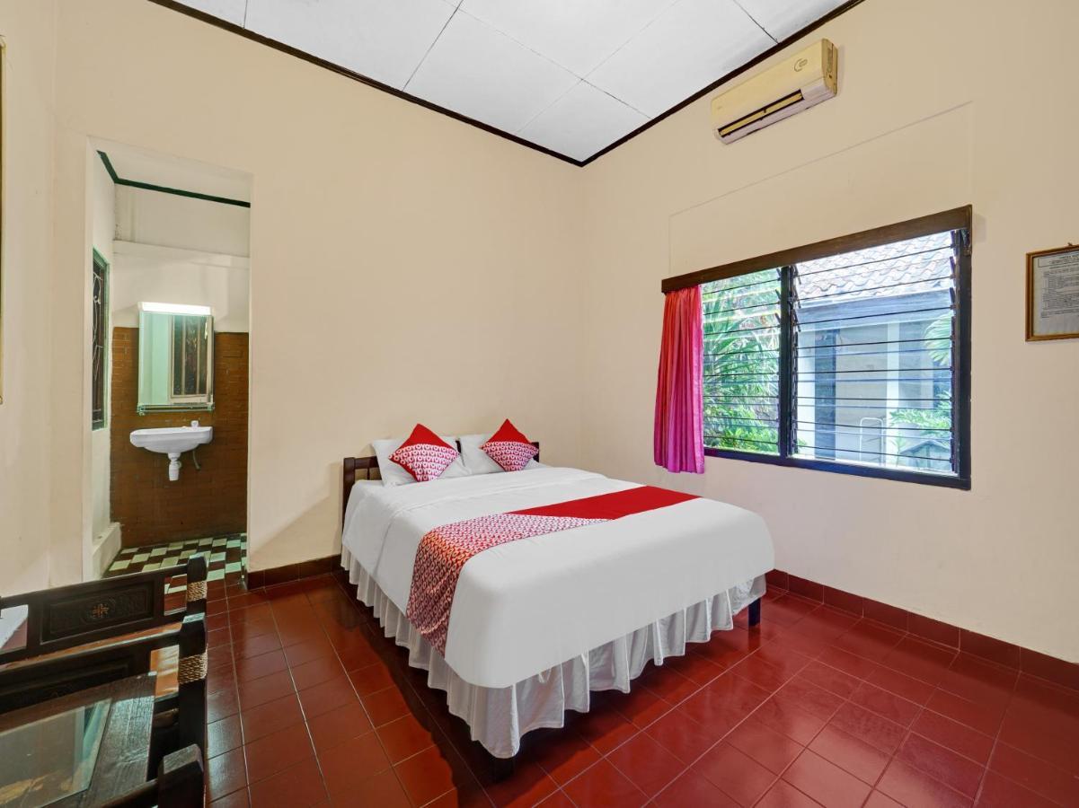 Oyo 90676 Oryza Hotel Yogyakarta Luaran gambar