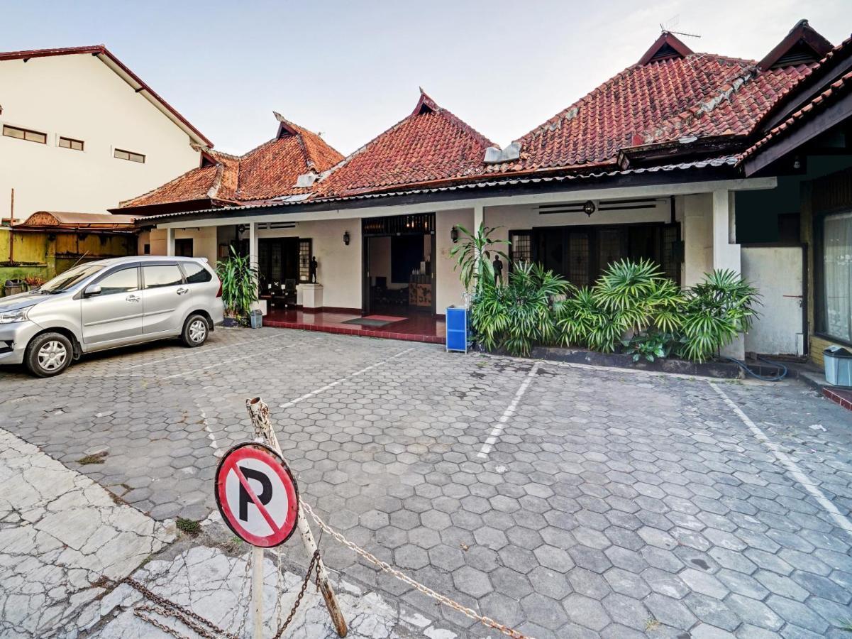 Oyo 90676 Oryza Hotel Yogyakarta Luaran gambar