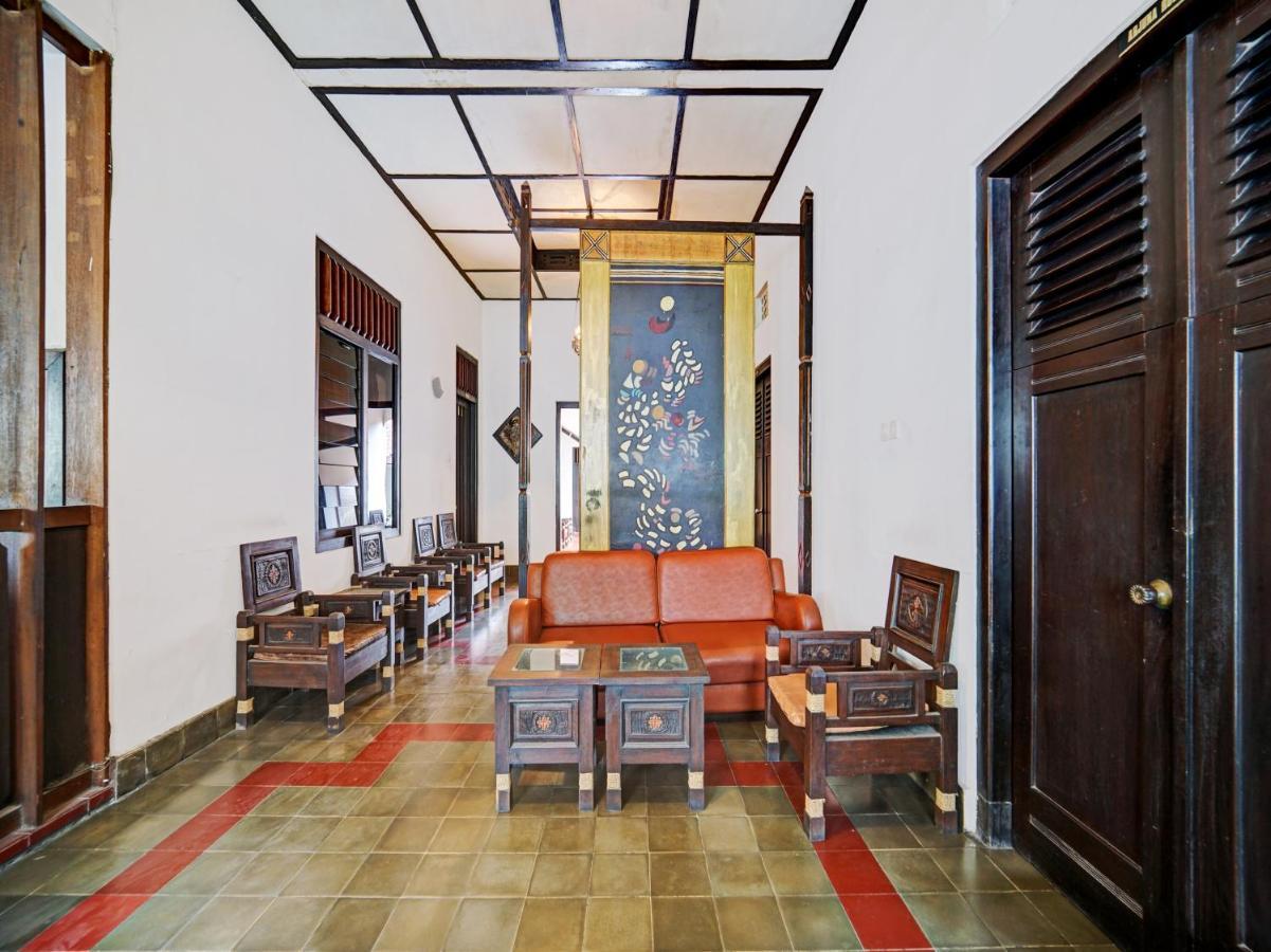 Oyo 90676 Oryza Hotel Yogyakarta Luaran gambar