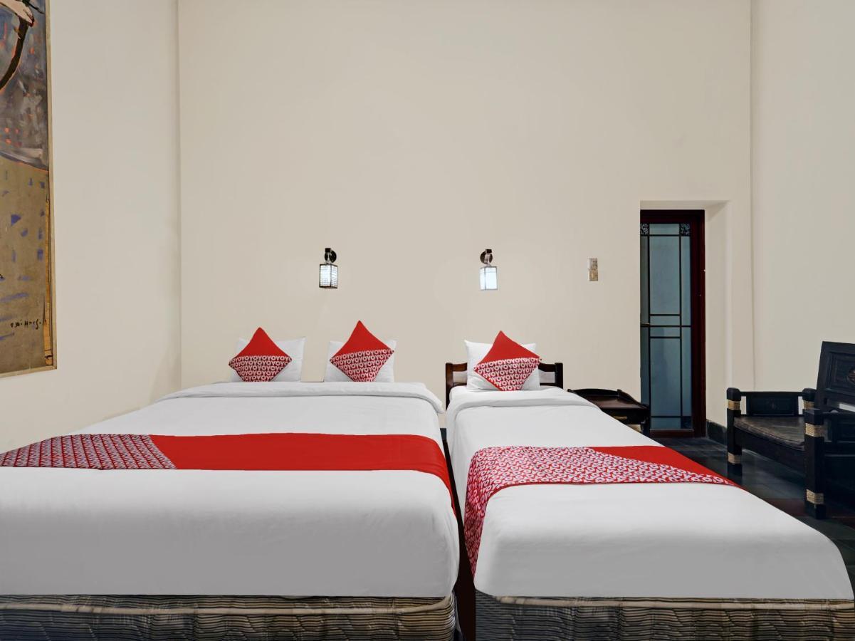 Oyo 90676 Oryza Hotel Yogyakarta Luaran gambar